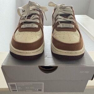 Nike Air Force 1 LV8 3